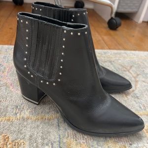 Michael Koran Black booties